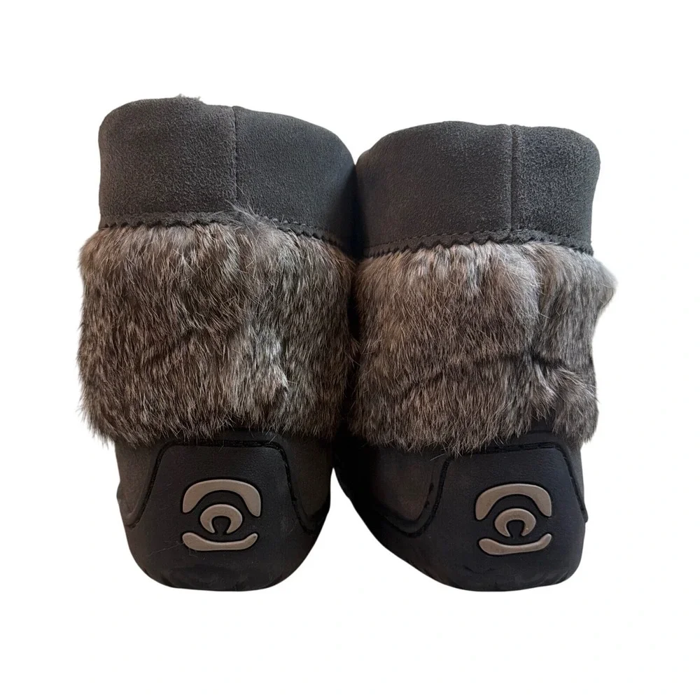 Manitobah Mukluks Grey Suede Beaded Fur Trim Winter Boots Womens Size 7 L7